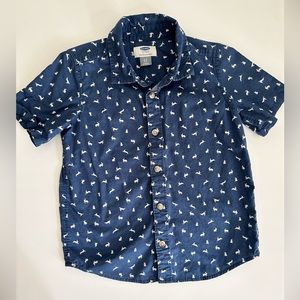 Old Navy short sleeve shirt, size 5T